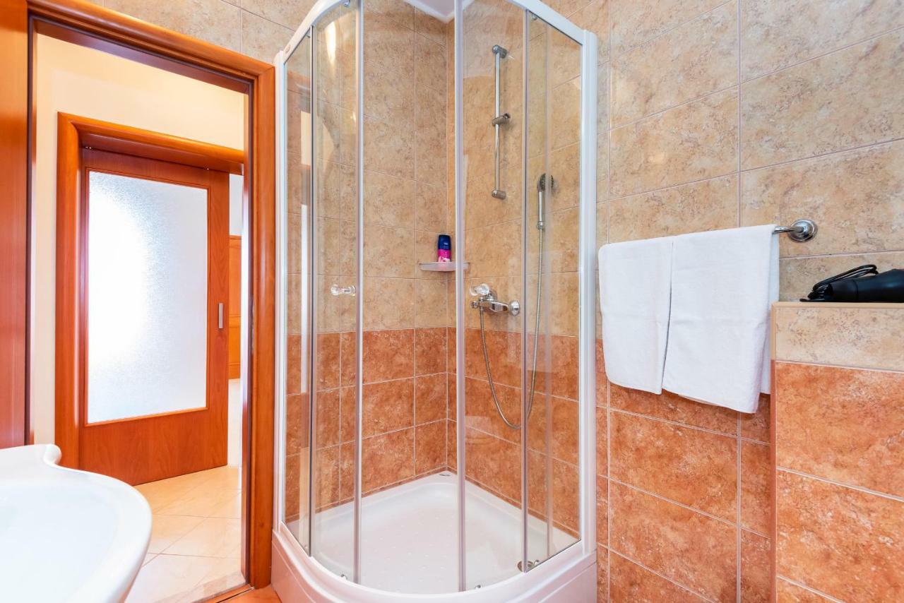 Apartmani Marina Klek Exterior foto