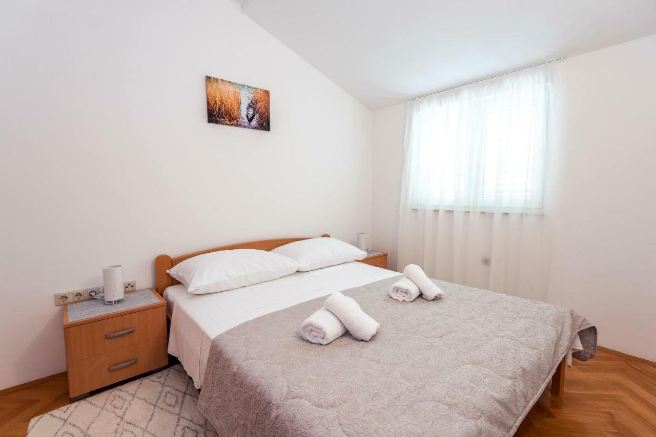 Apartmani Marina Klek Exterior foto